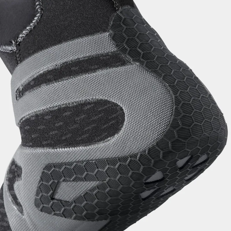 2025 NRS Freestyle Lightweight Neoprene Wetshoe Black-4