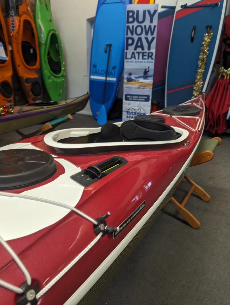 P and H Volan 158 Kevlar Carbon Infusion Clear Hull with Keel Strip in Cherry-6