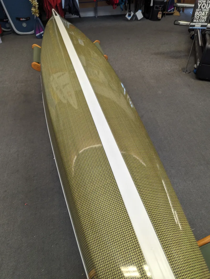 P and H Volan 158 Kevlar Carbon Infusion Clear Hull with Keel Strip in Cherry-8