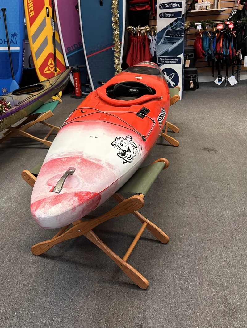 Pyranha Fusion Medium General Purpose Kayak with Skeg Second Hand-3