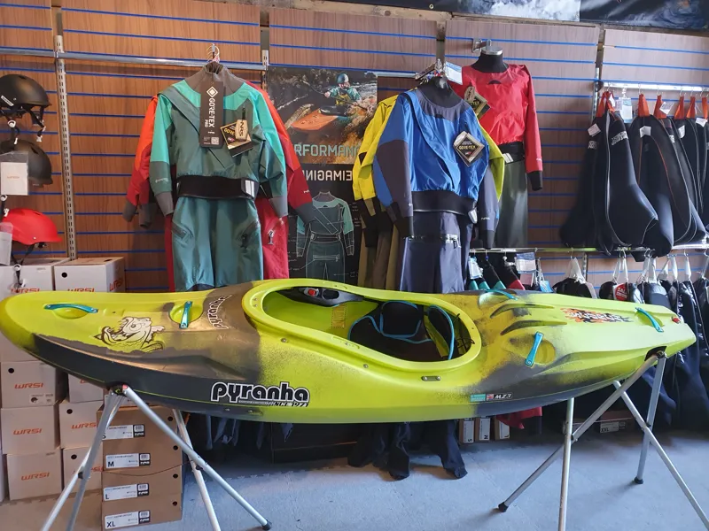 2023 Pyranha Scorch River Running Kayak Smoking Gecko Medium EX DEMO-1