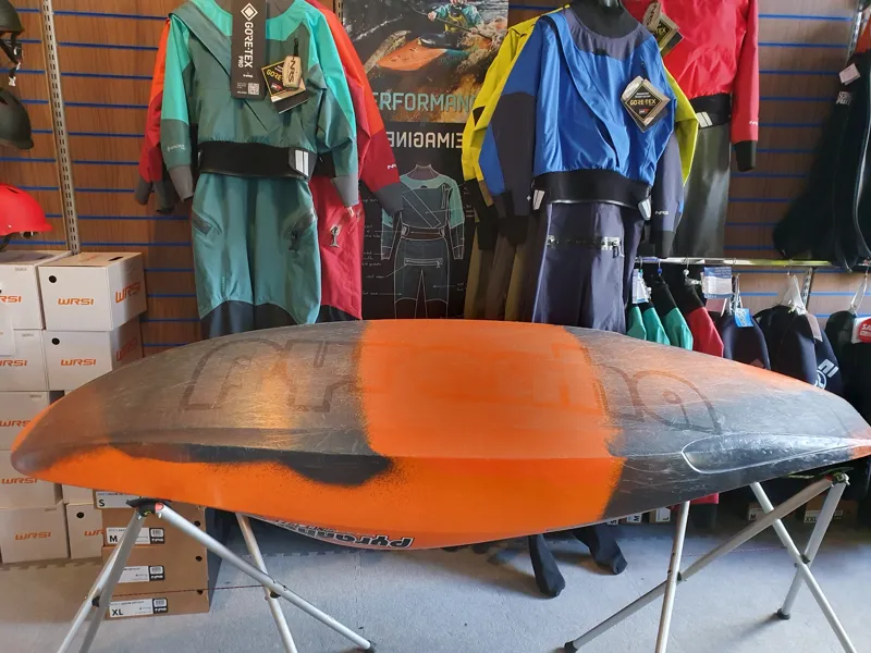 2023 Pyranha Ozone Freeride Whitewater Large Fire Ant EX DEMO-2