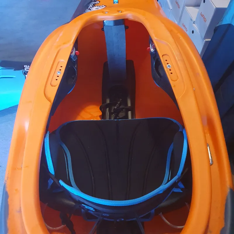 2023 Pyranha Ozone Freeride Whitewater Large Fire Ant EX DEMO-4