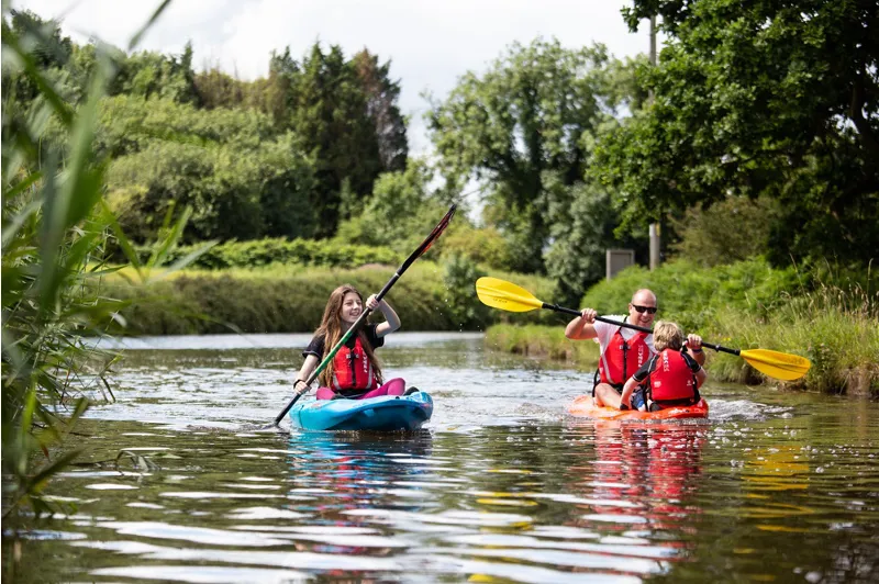 2023 Pyranha Surfjet 2.0 Family Fun Beach Sit on Top Fire Ant-4