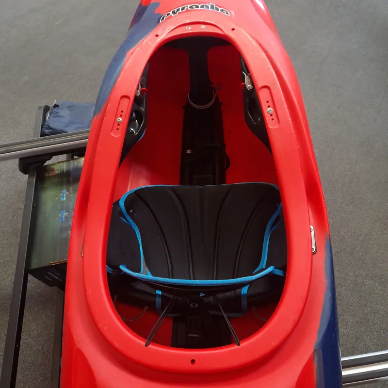 Pyranha Firecracker 232 Rosella Red Stout 2 Ex Demo-3