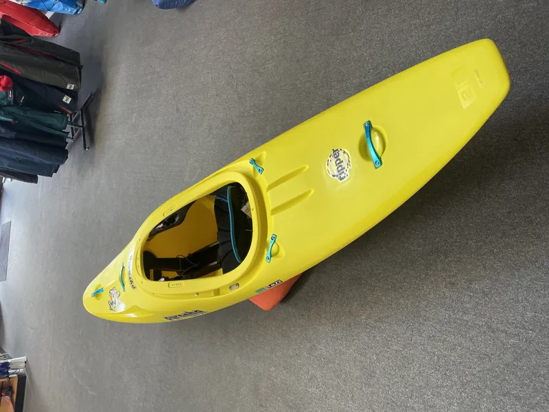 2023 Pyranha Ripper 2 Medium Down River Half Slice Yellow-5