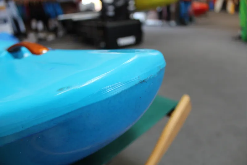 Pyranha 9R 2 Large Whitewater Kayak in Blue Crush Factory 2nd-2
