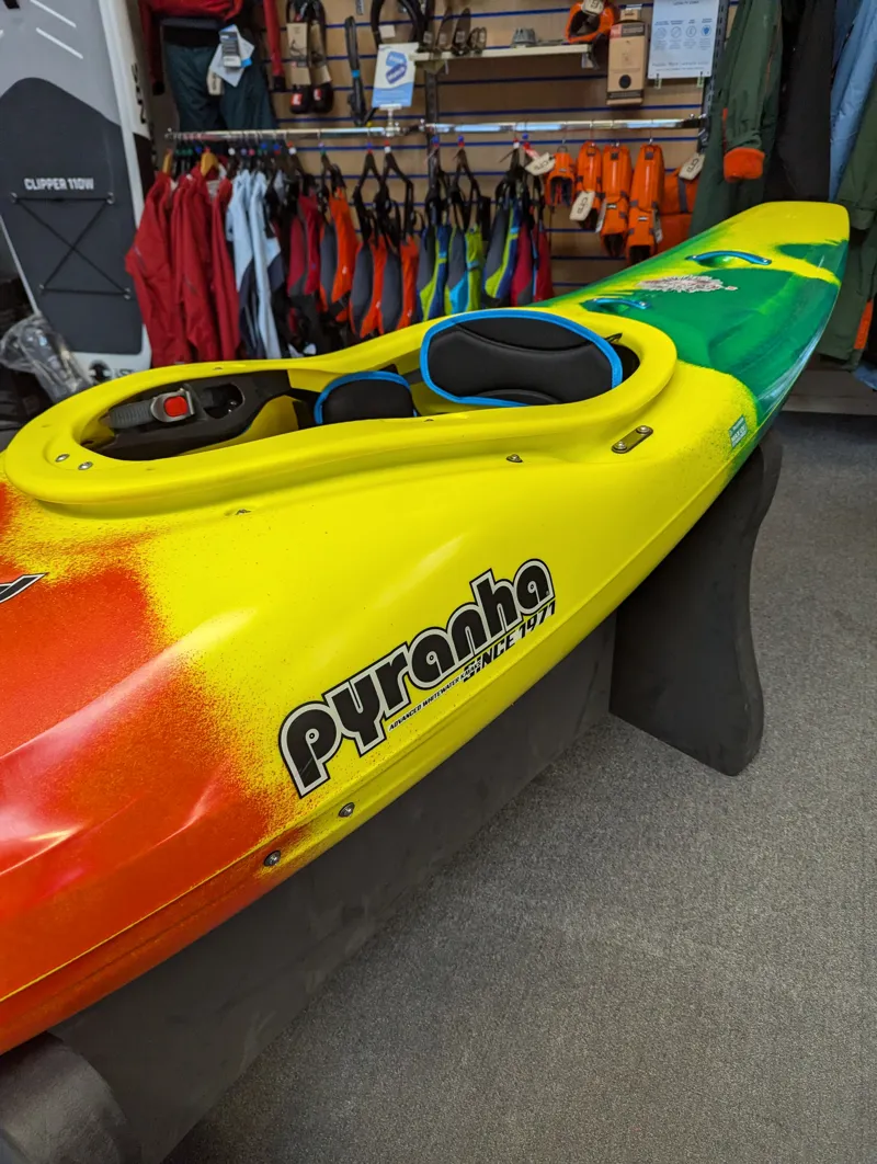 Pyranha Firecracker 252 Down River Kayak in Stout 2 Custom Colours-6