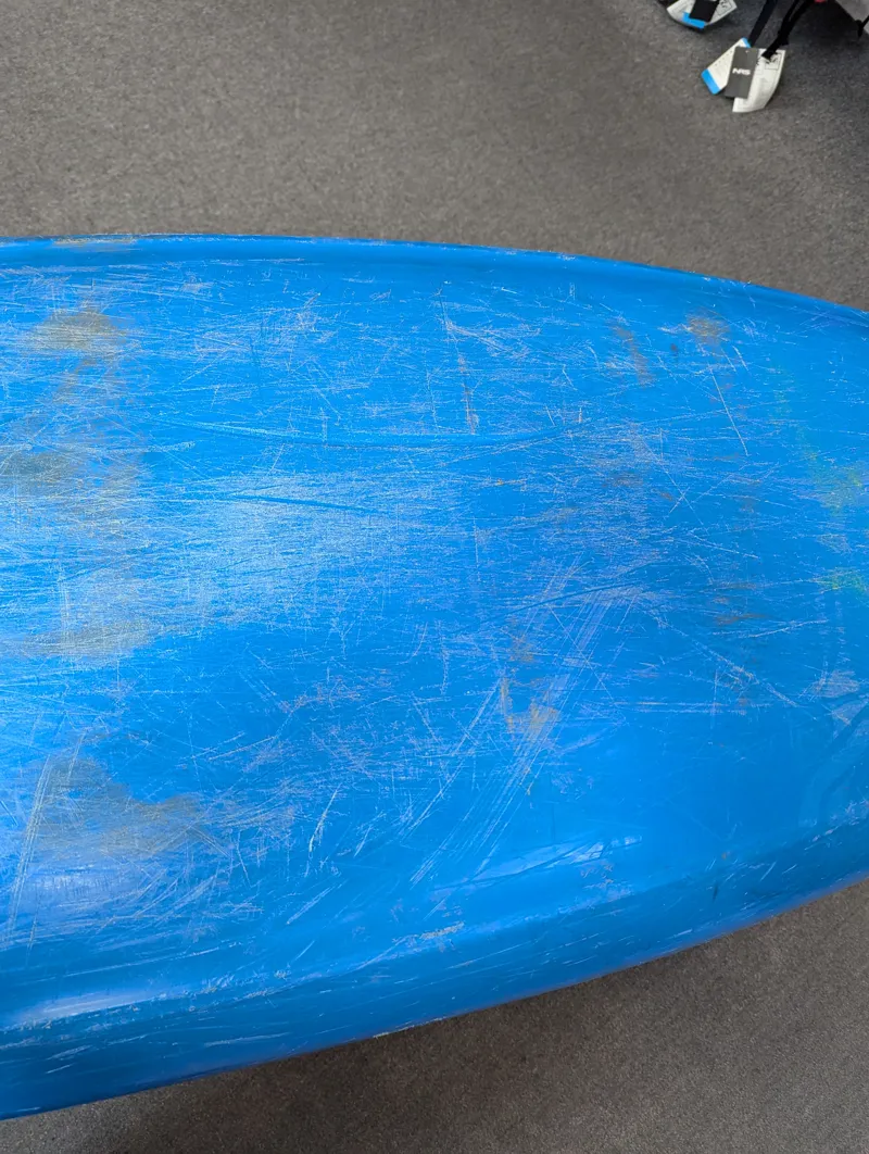 Second Hand Dagger Code Creek Spec Whitewater Kayak size Small-8