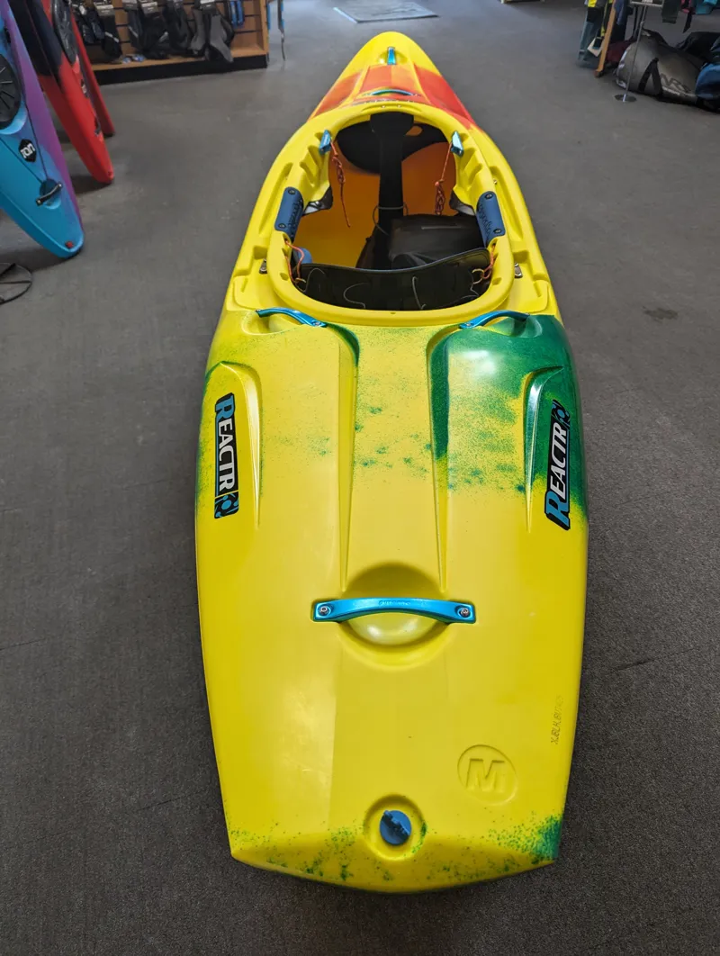 2025 Pyranha ReactR River Running Kayak Size Medium in Custom Colours-2