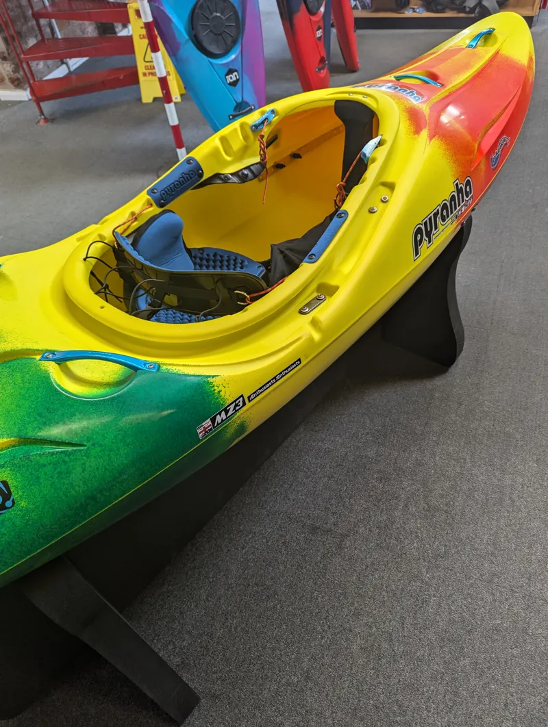 2025 Pyranha ReactR River Running Kayak Size Medium in Custom Colours-4