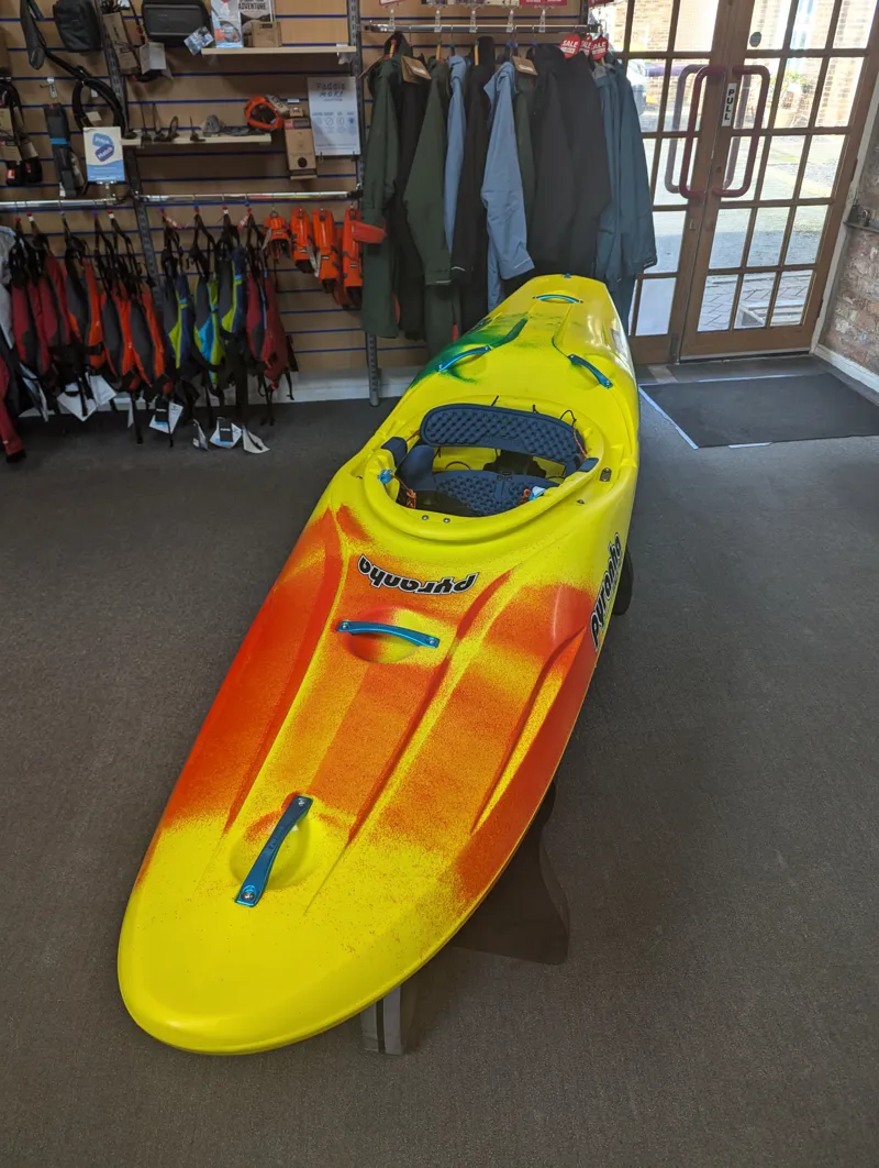 2025 Pyranha ReactR River Running Kayak Size Medium in Custom Colours-6