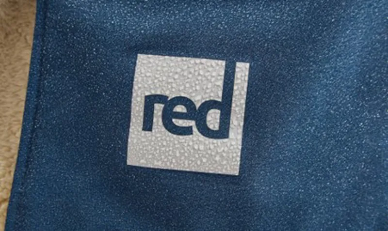 2025 Red Equipment Long Sleeve Changing Robe Recovered with 15k Waterproof-5