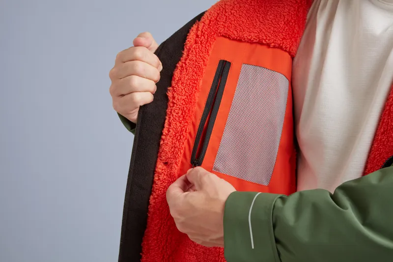 2025 Red Equipment Long Sleeve Changing Robe in Forest Green 15k Waterproof-5