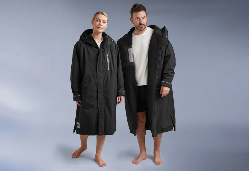 2025 Red Equipment Long Sleeve Changing Robe in Stealth Black 15k Waterproof-1