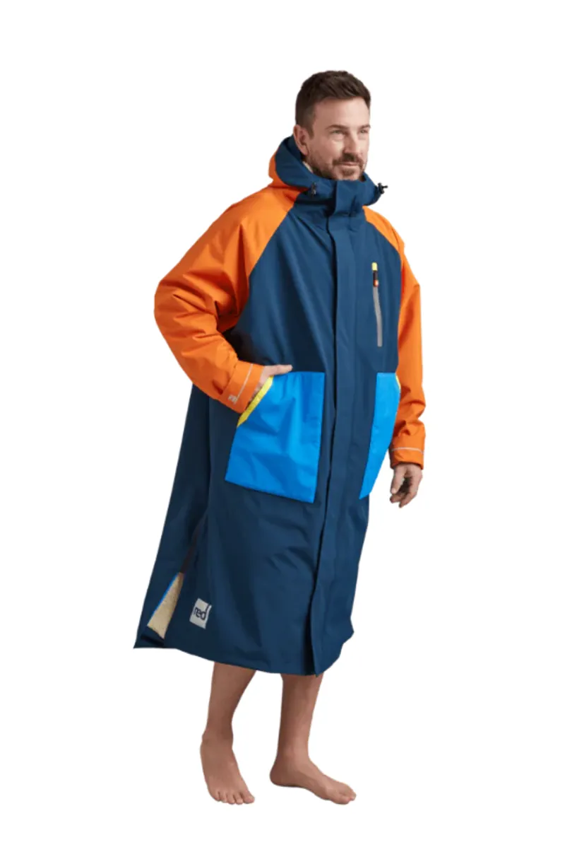 2025 Red Equipment Long Sleeve Changing Robe Recovered with 15k Waterproof