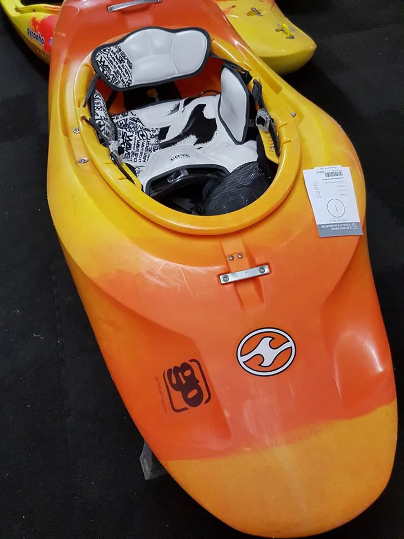 Part-Ex Wavesport Mobius 65 Whiteout Core-3