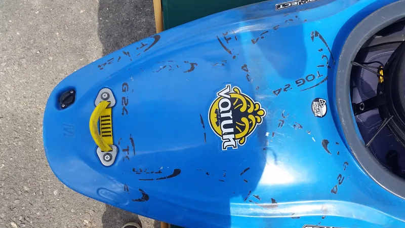 Ex Demo Pyranha Varun Medium Kayak with C30 in Blue/Grey Colours-8