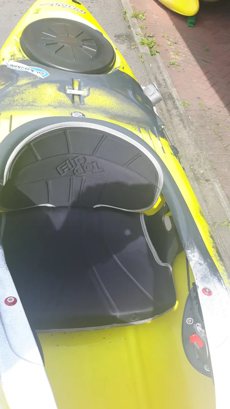 Ex Demo Pyranha Fusion Large - River Tour Seat-3