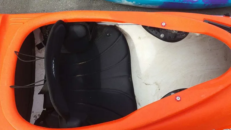 P and H Scorpio MK2 LV Corelite X with Skudder - Ex Demo-4