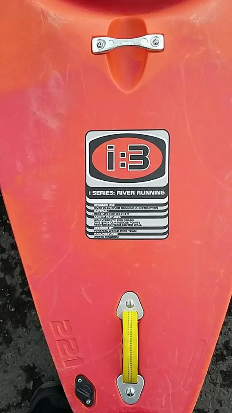 Pyranha I3 221 Red - Second Hand