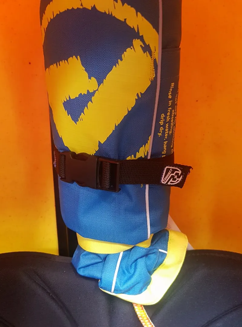 2021 Pyranha Kayaks Throwline Bottle Strap-1