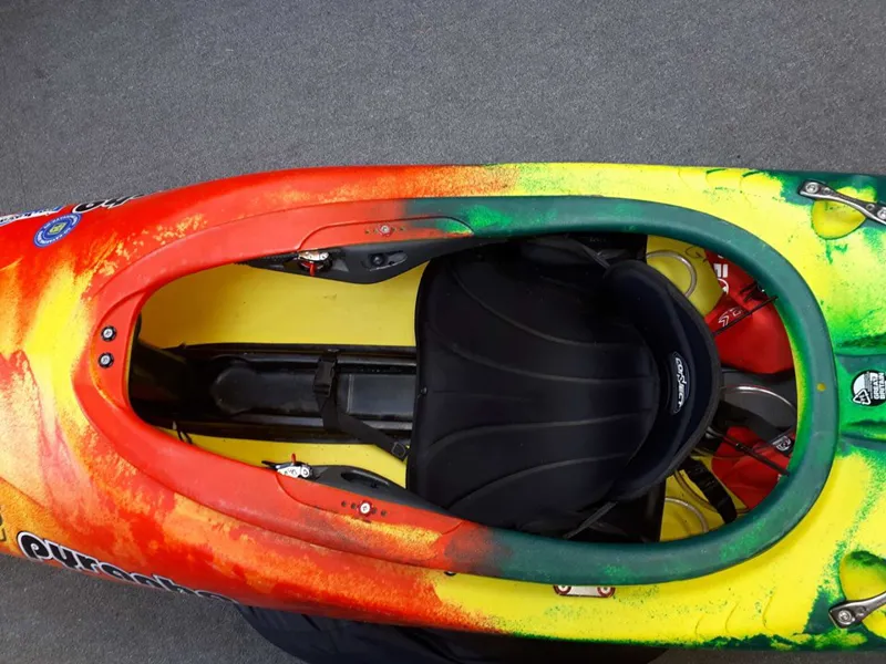 Ex Demo Pyranha Burn 3 Stout 2 Medium-2