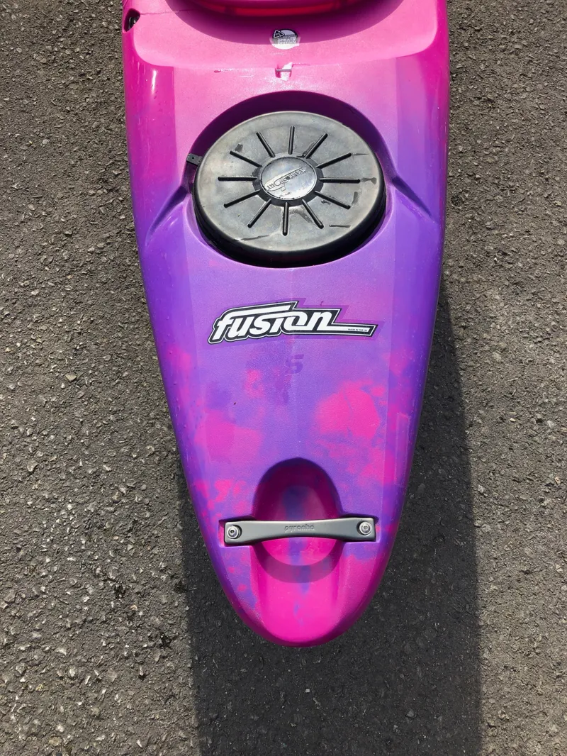 Ex Demo Pyranha Fusion II Small - Connect-2