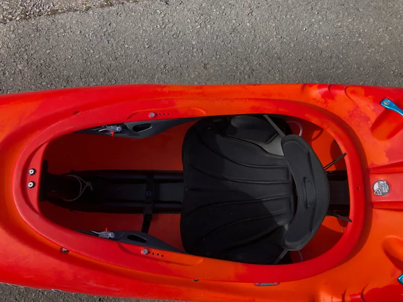 Ex Demo Pyranha Machno Large-1