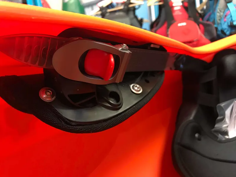 Pyranha Fusion II Medium Connect - Factory 2nd FREE SHIPPING-2