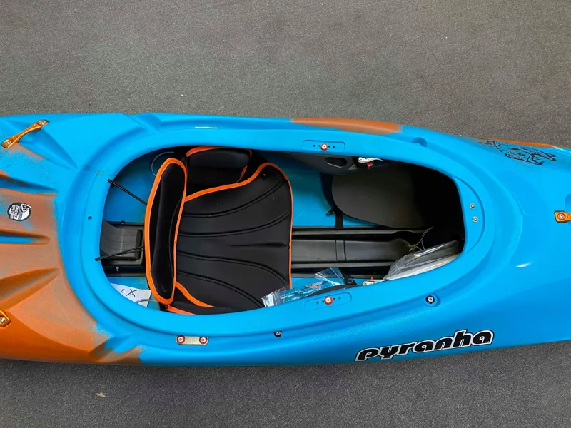 2020 Pyranha 9RII Large Jaffa Cake - Factory Special-3