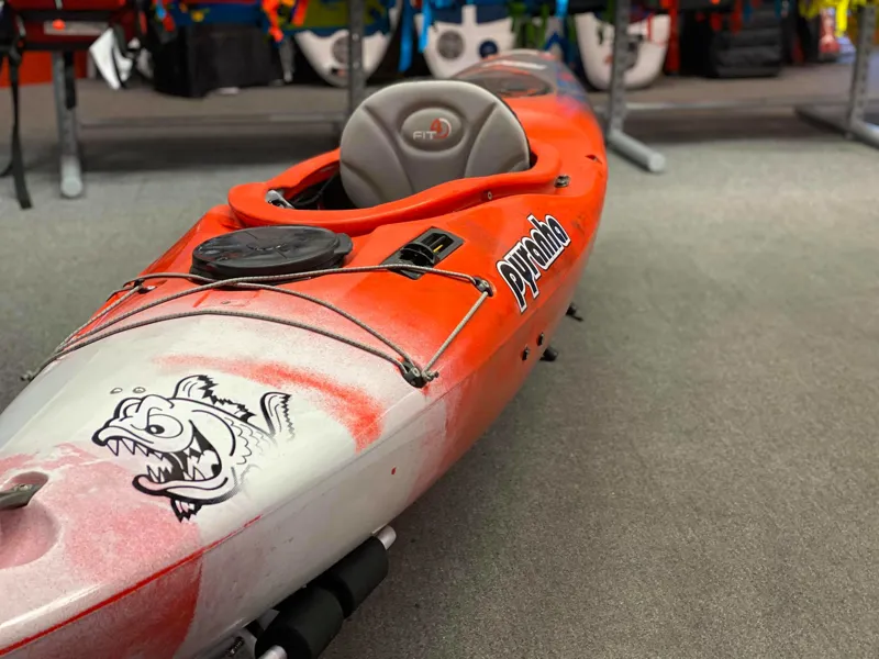 2019 Pyranha Fusion Small - Factory 2nd FREE SHIPPING-1