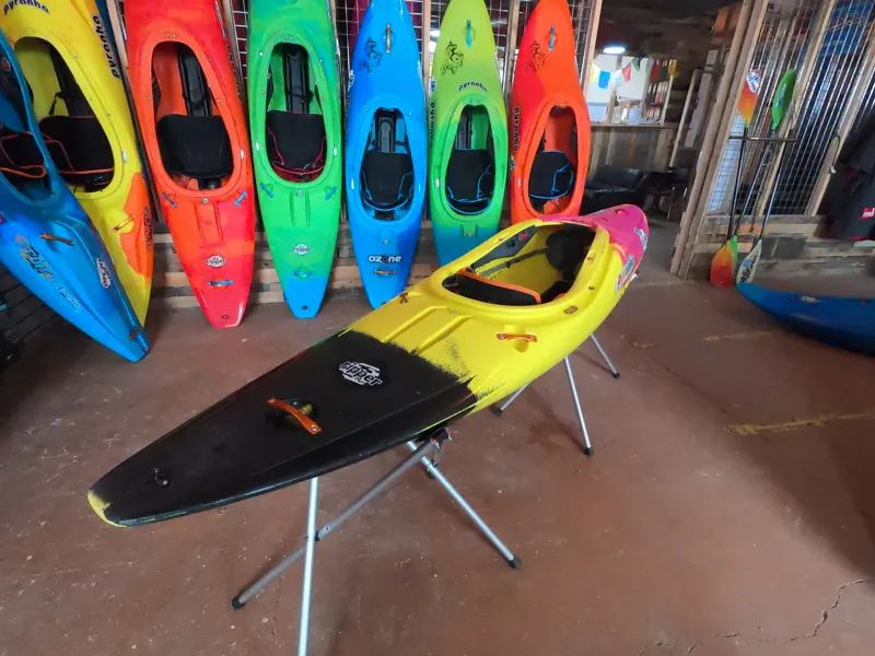 Pyranha Ripper Small Custom Colours - Ex Demo-2