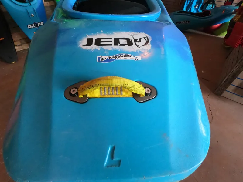 Pyranha Jed Large Connect Outting in Blue Crush - Ex Demo