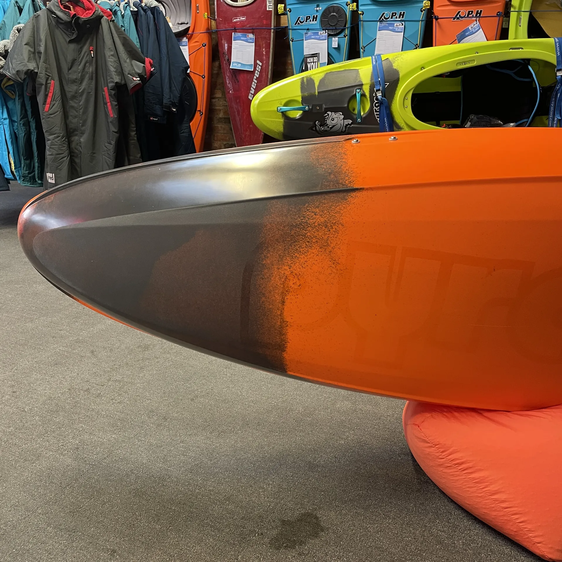 Pyranha Ripper II Medium Half Slice Whitewater Kayak Factory 2nd