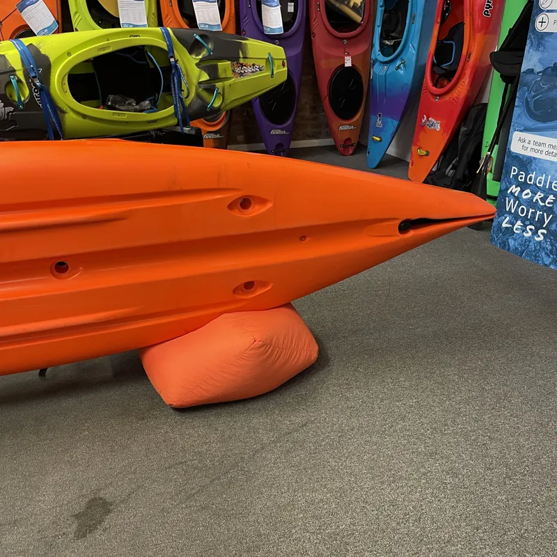 2022 Venture Kayaks Islay 14 Sit on Top Touring Kayak Ex demo-12