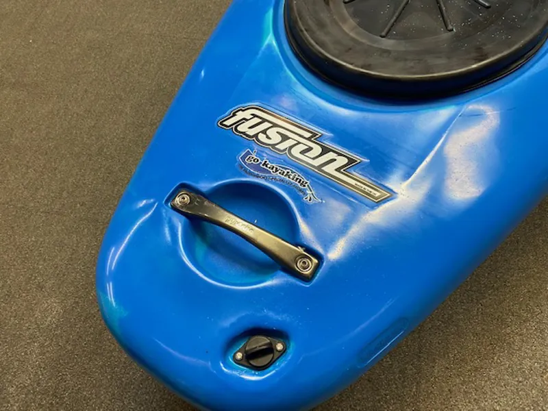 2021 Pyranha Fusion Sit on Top Deluxe Spec - Factory 2nd