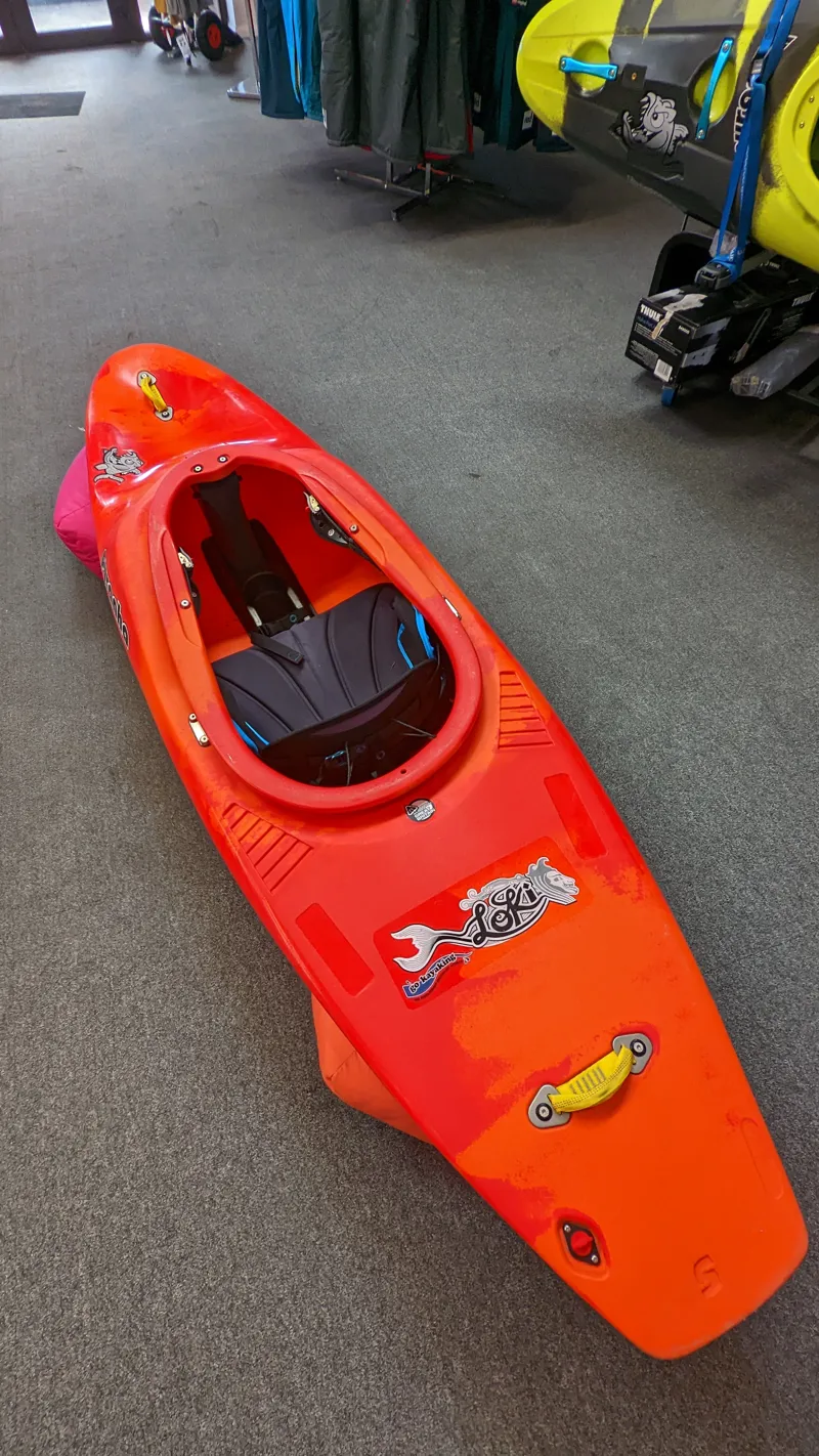 2021 Pyranha Loki Small Ex Demo River Play Whitewater Kayak-2