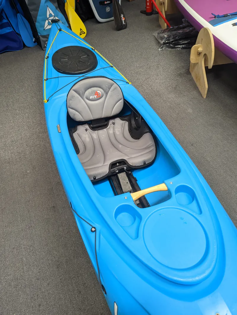 2022 Venture Kayaks Islay Cruiser Touring Kayak Ex Demo-6