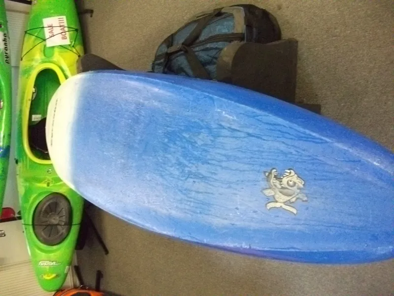 Used Pyranha Z.One Medium B/W Rapid Spec Kayak-3