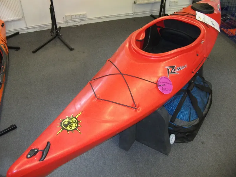 Second Hand Robson Waikiki Kayak Red-1