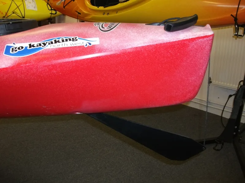 Second Hand Robson Waikiki Kayak Red-5