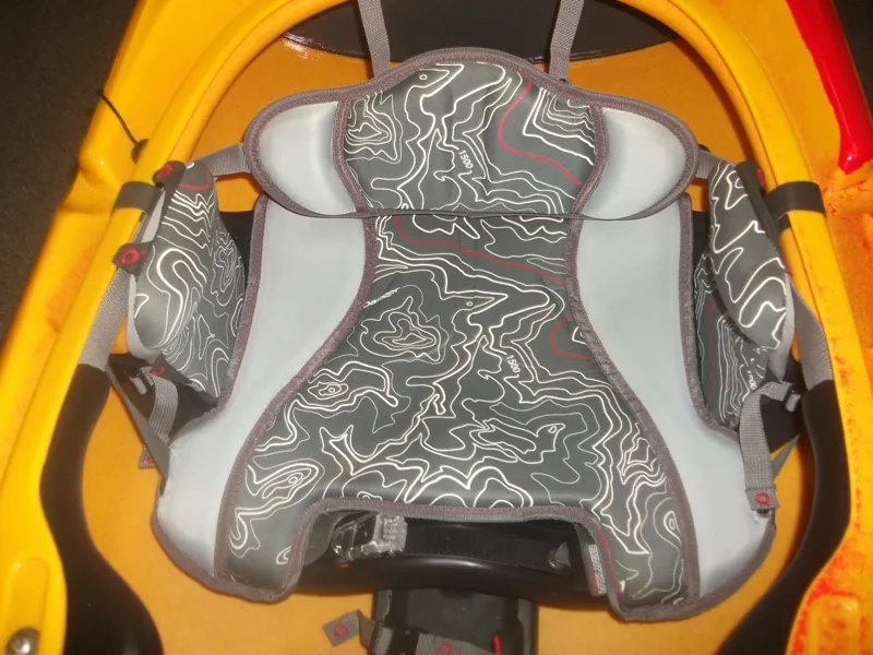 Part Ex Unused Dagger Katana River Spec 10.4 Kayak in Solar Colours-2