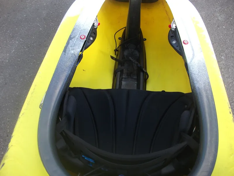 Ex-Demo Burn 3 M C4S Y/W/G-6