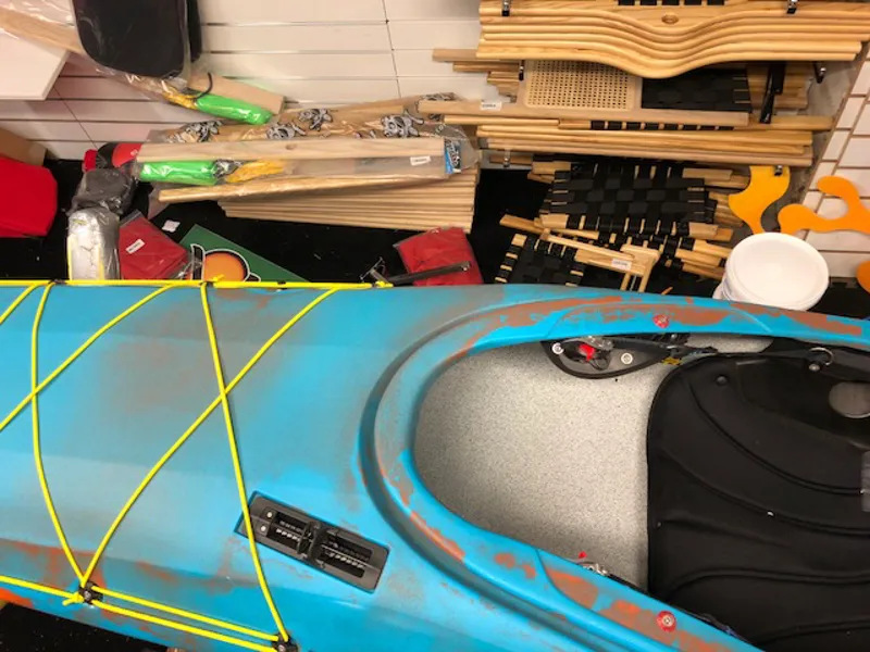 Venture Kayaks Jura MV Corelite X Skeg Blue/Orange One of a kind-4