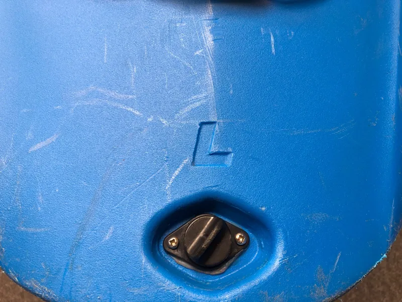 Used Pyranha Karnali Blue Connect 30 Large-1