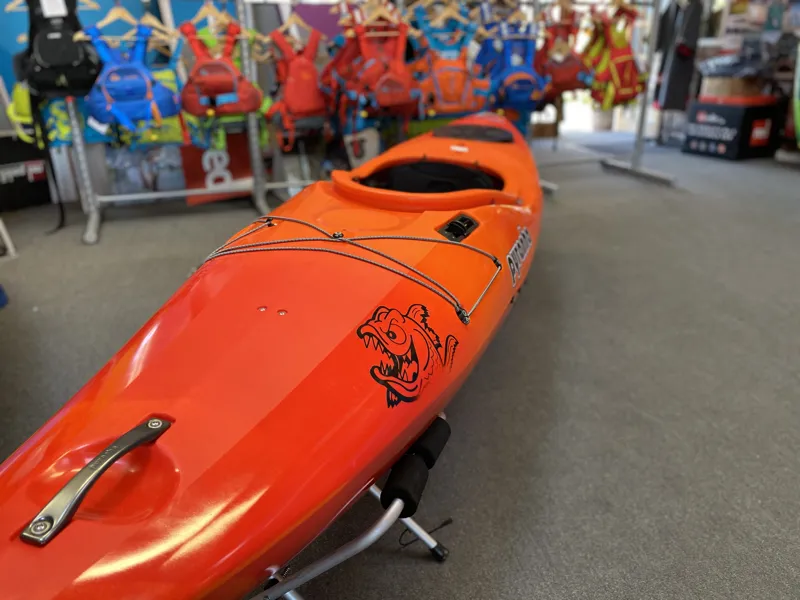 2020 Pyranha Fusion Large Stout Factory 2nd - FREE SHIPPING-2