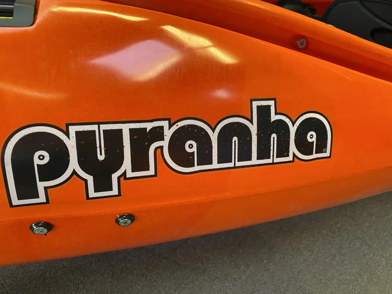 2020 Pyranha Fusion Large Stout Factory 2nd - FREE SHIPPING-3