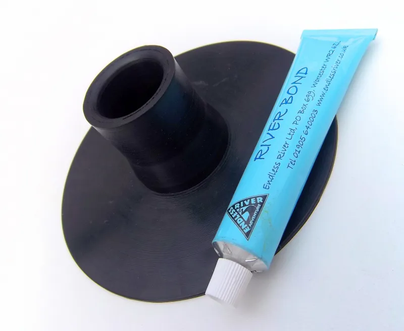 Endless River Rubber Mast Foot and River Bond