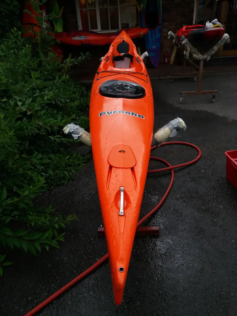 Pyranha Octane Surf Ski Ex Demo Jaffa Overstern-1